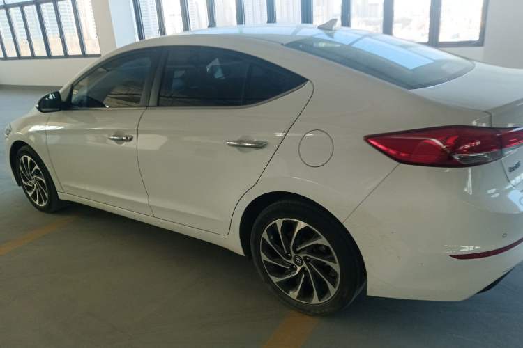 Used Hyundai Elantra (6th Generation / Lingdong) 2020 1.4T Dual-Clutch Xuan Dong · Dynamic Version Exterior 3