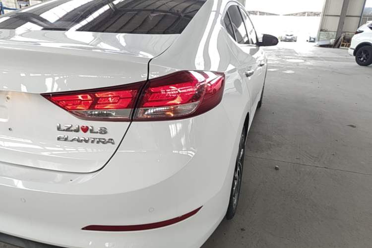 Used Hyundai Elantra (6th Generation / Lingdong) 2020 1.5L CVT Smart & Stylish – Elite Version Exterior 3