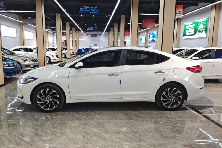 Used Hyundai Elantra (6th Generation / Lingdong) 2020 1.5L CVT Smart & Stylish – Elite Version Exterior 3