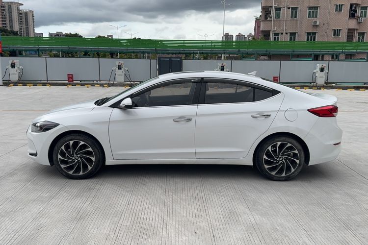 Used Hyundai Elantra (6th Generation / Lingdong) 2020 1.5L CVT Smart & Stylish – Elite Version Exterior 3