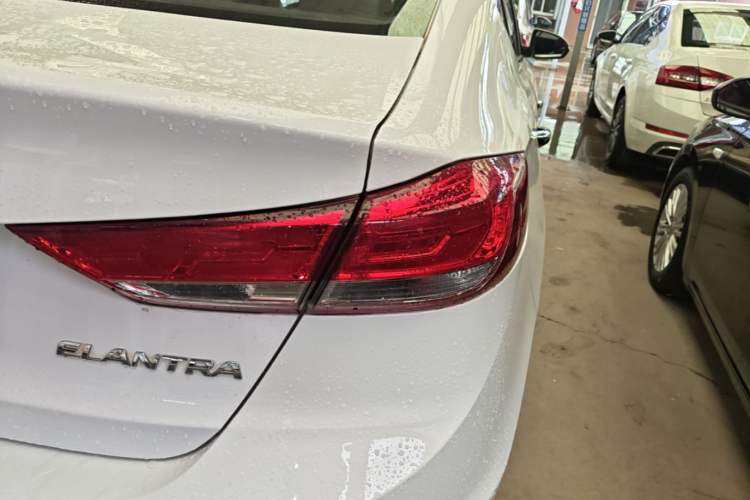 Used Hyundai Elantra (6th Generation / Lingdong) 2020 1.5L CVT Smart & Stylish – Elite Version Exterior 3