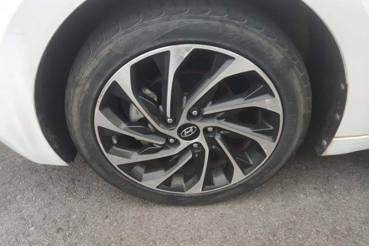 Used Hyundai Elantra (6th Generation / Lingdong) 2020 1.4T Dual-Clutch Xuan Dong · Dynamic Version Exterior 4