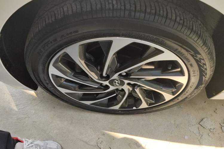 Used Hyundai Elantra (6th Generation / Lingdong) 2020 1.5L CVT Smart & Stylish – Elite Version Exterior 4