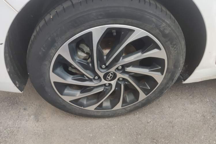 Used Hyundai Elantra (6th Generation / Lingdong) 2020 1.4T Dual-Clutch Xuan Dong · Dynamic Version Exterior 5