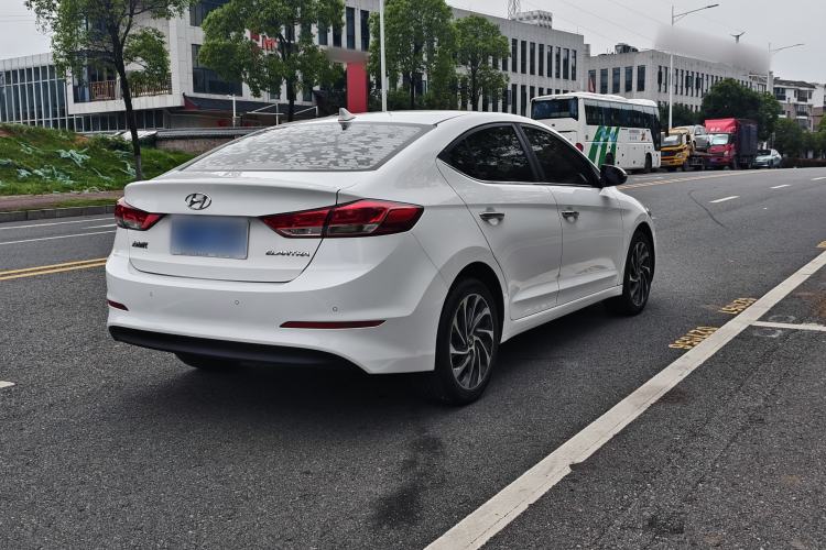 Used Hyundai Elantra (6th Generation / Lingdong) 2020 1.5L CVT Smart & Stylish – Elite Version Exterior 5