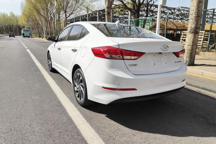 Used Hyundai Elantra (6th Generation / Lingdong) 2020 1.5L CVT Smart & Stylish – Elite Version Exterior 5
