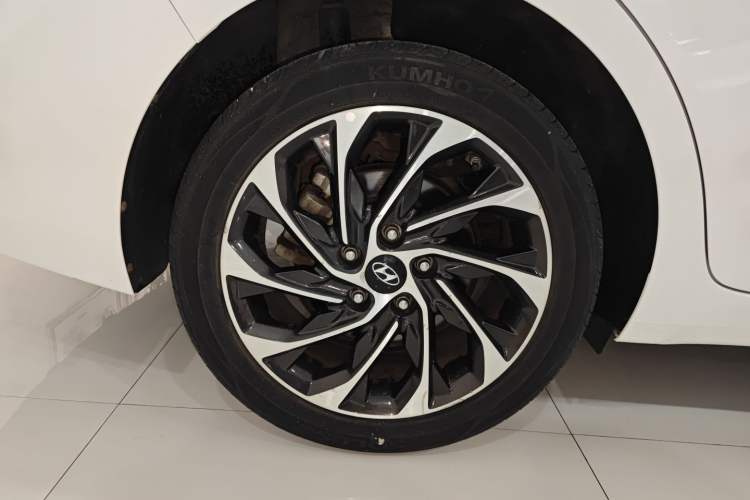 Used Hyundai Elantra (6th Generation / Lingdong) 2020 1.4T Dual-Clutch Xuan Dong · Dynamic Version Exterior 5