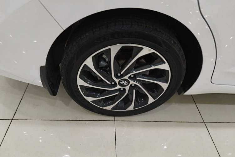 Used Hyundai Elantra (6th Generation / Lingdong) 2020 1.4T Dual-Clutch Xuan Dong · Dynamic Version Exterior 5