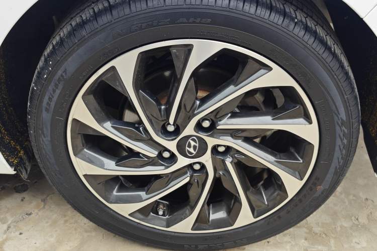 Used Hyundai Elantra (6th Generation / Lingdong) 2020 1.4T Dual-Clutch Xuan Dong · Dynamic Version Exterior 6