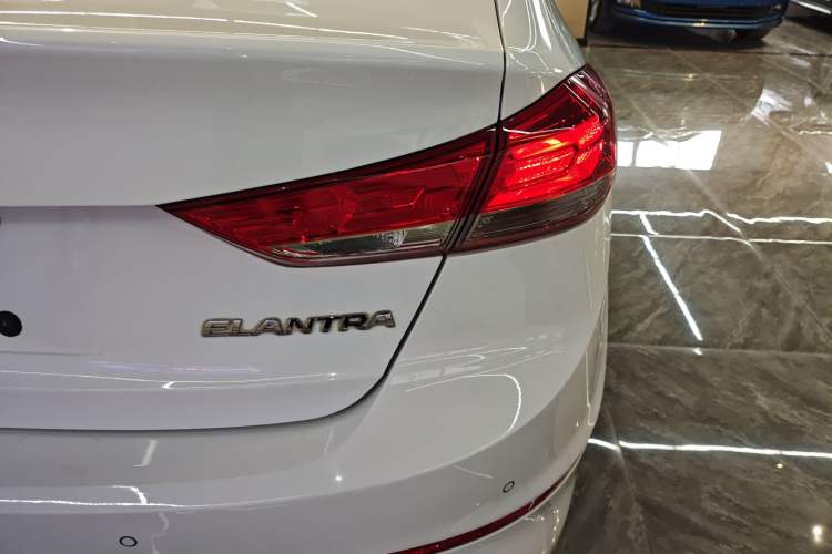 Used Hyundai Elantra (6th Generation / Lingdong) 2020 1.5L CVT Smart & Stylish – Elite Version Exterior 6