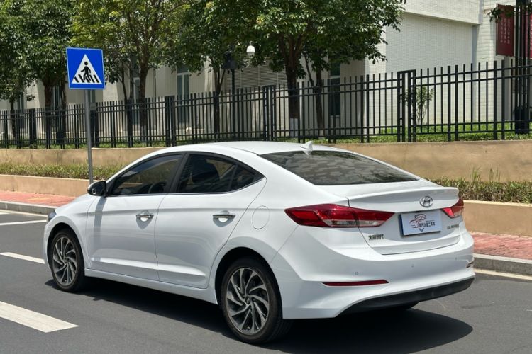 Used Hyundai Elantra (6th Generation / Lingdong) 2020 1.5L CVT Smart & Stylish – Elite Version Exterior 6