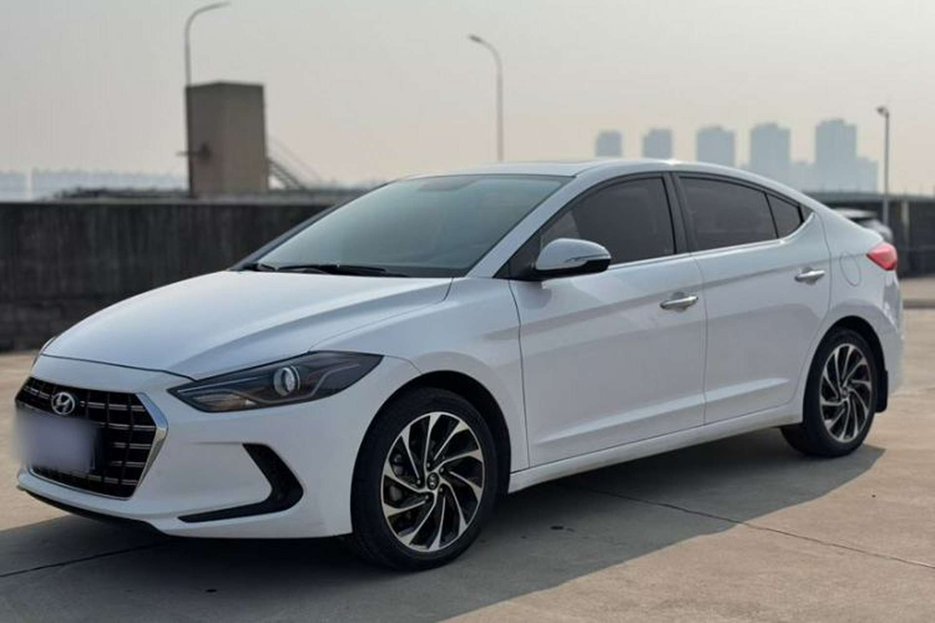 Used Hyundai Elantra (6th Generation / Lingdong) 2020 1.5L CVT Smart & Stylish – Elite Version Front Left 45 Deg