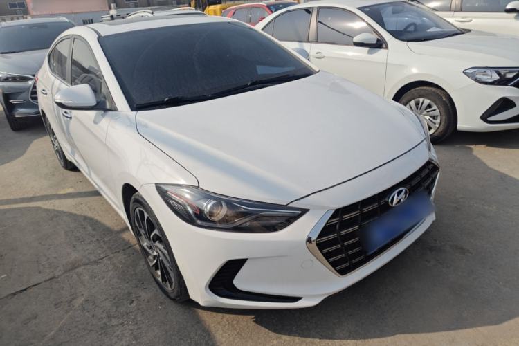 Used Hyundai Elantra (6th Generation / Lingdong) 2020 1.5L CVT Smart & Stylish – Elite Version Front Right 45 Deg