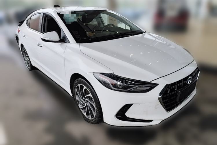 Used Hyundai Elantra (6th Generation / Lingdong) 2020 1.5L CVT Smart & Stylish – Elite Version Front Right 45 Deg