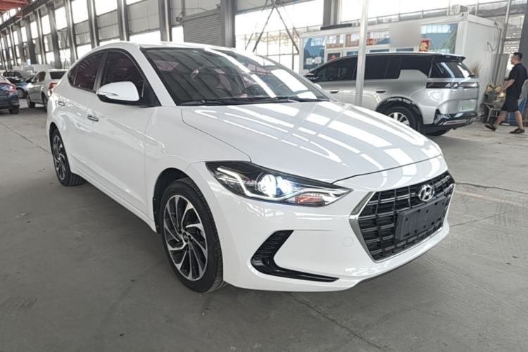 Used Hyundai Elantra (6th Generation / Lingdong) 2020 1.5L CVT Smart & Stylish – Elite Version Front Right 45 Deg