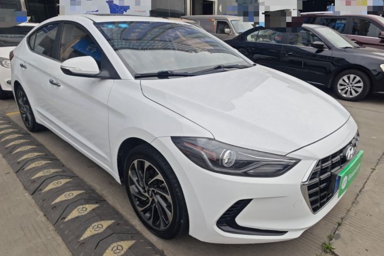 Used Hyundai Elantra (6th Generation / Lingdong) 2020 1.5L CVT Smart & Stylish – Elite Version Front Right 45 Deg