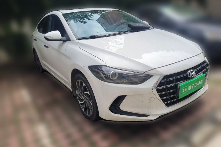 Used Hyundai Elantra (6th Generation / Lingdong) 2020 1.5L CVT Smart & Stylish – Elite Version Front Right 45 Deg