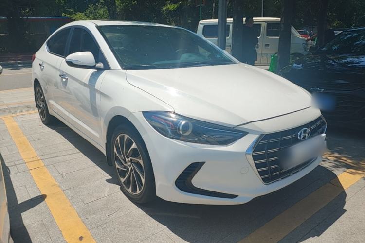 Used Hyundai Elantra (6th Generation / Lingdong) 2020 1.5L CVT Smart & Stylish – Elite Version Front Right 45 Deg