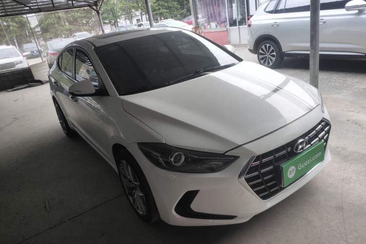 Used Hyundai Elantra (6th Generation / Lingdong) 2020 1.5L CVT Smart & Stylish – Elite Version Front Right 45 Deg