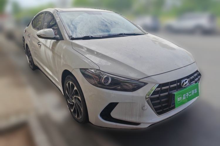 Used Hyundai Elantra (6th Generation / Lingdong) 2020 1.5L CVT Smart & Stylish – Elite Version Front Right 45 Deg