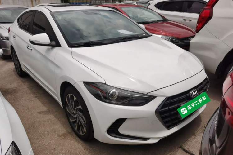 Used Hyundai Elantra (6th Generation / Lingdong) 2020 1.5L CVT Smart & Stylish – Elite Version Front Right 45 Deg
