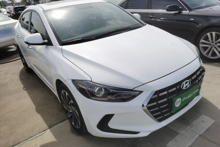Used Hyundai Elantra (6th Generation / Lingdong) 2020 1.5L CVT Smart & Stylish – Elite Version Front Right 45 Deg