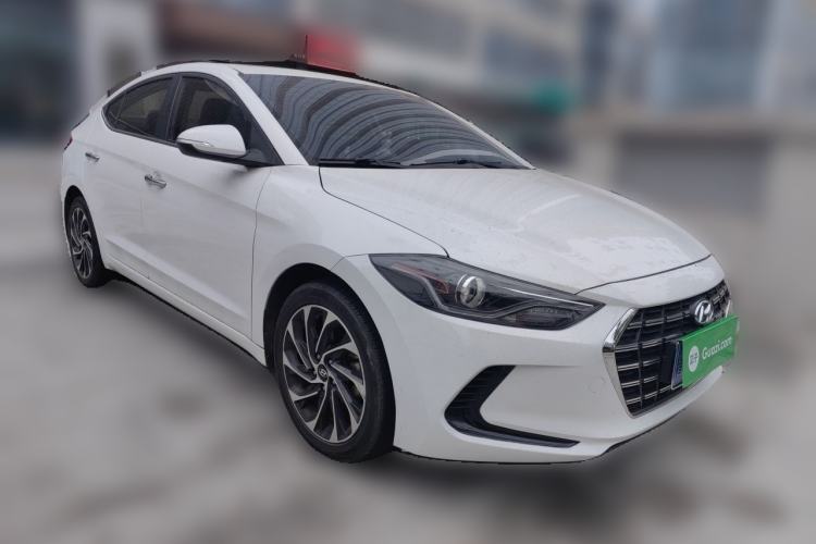 Used Hyundai Elantra (6th Generation / Lingdong) 2020 1.5L CVT Smart & Stylish – Elite Version Front Right 45 Deg