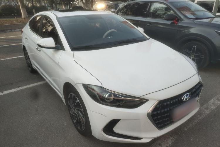 Used Hyundai Elantra (6th Generation / Lingdong) 2020 1.5L CVT Smart & Stylish – Elite Version Front Right 45 Deg