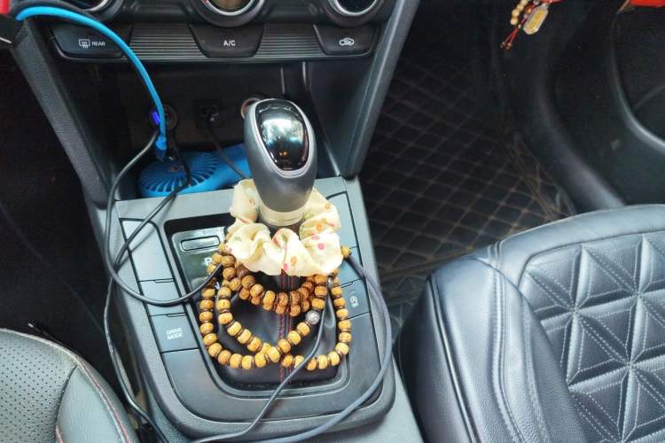 Used Hyundai Elantra (6th Generation / Lingdong) 2020 1.4T Dual-Clutch Xuan Dong · Dynamic Version Gear Lever