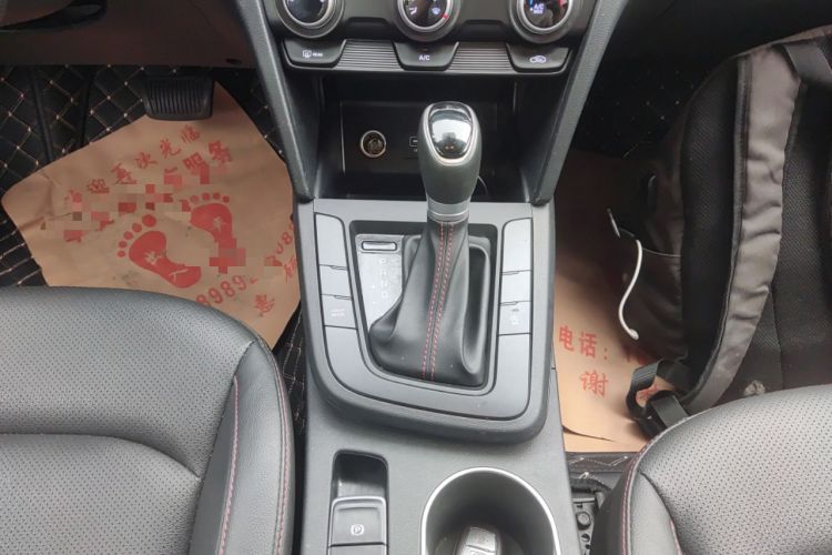 Used Hyundai Elantra (6th Generation / Lingdong) 2020 1.4T Dual-Clutch Xuan Dong · Dynamic Version Gear Lever
