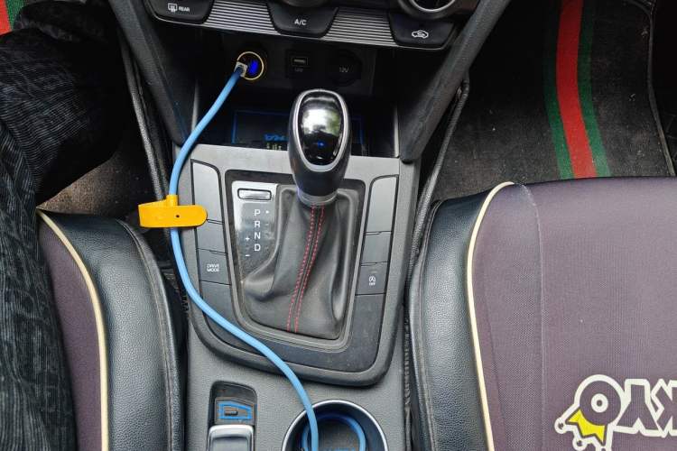 Used Hyundai Elantra (6th Generation / Lingdong) 2020 1.4T Dual-Clutch Xuan Dong · Dynamic Version Gear Lever