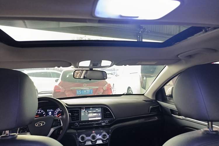 Used Hyundai Elantra (6th Generation / Lingdong) 2020 1.5L CVT Smart & Stylish – Elite Version Headliner