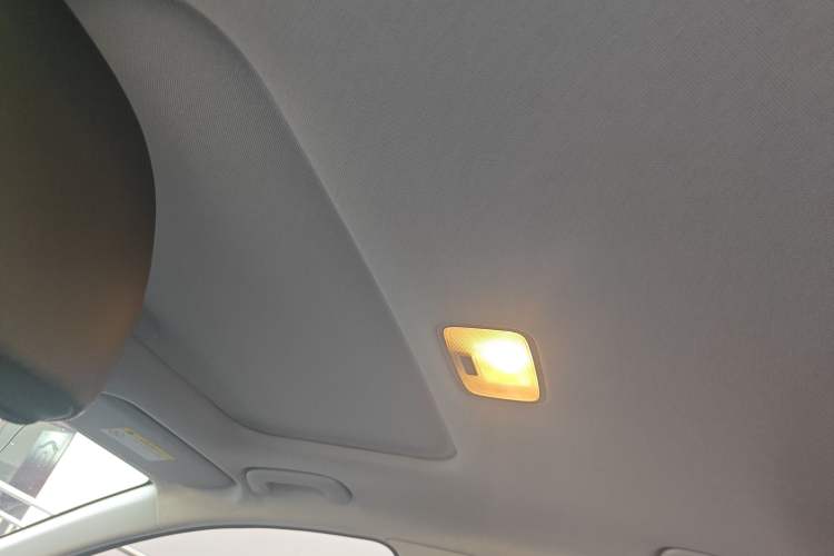 Used Hyundai Elantra (6th Generation / Lingdong) 2020 1.5L CVT Smart & Stylish – Elite Version Headliner