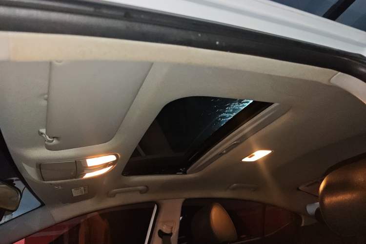 Used Hyundai Elantra (6th Generation / Lingdong) 2020 1.5L CVT Smart & Stylish – Elite Version Headliner