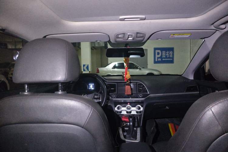 Used Hyundai Elantra (6th Generation / Lingdong) 2020 1.5L CVT Smart & Stylish – Elite Version Headliner