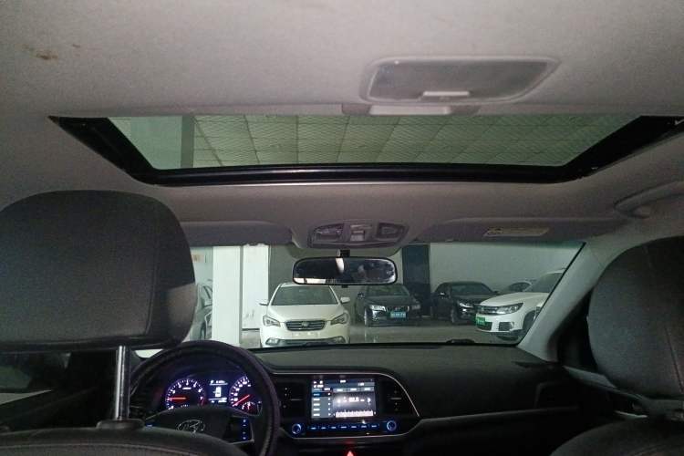 Used Hyundai Elantra (6th Generation / Lingdong) 2020 1.5L CVT Smart & Stylish – Elite Version Headliner
