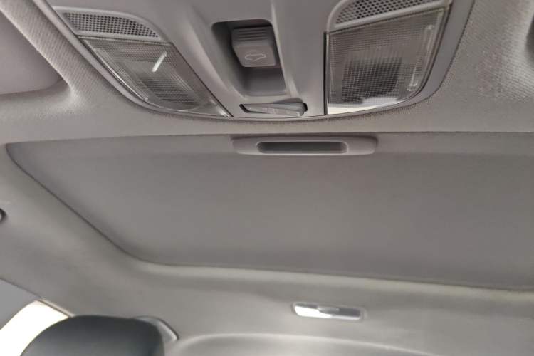 Used Hyundai Elantra (6th Generation / Lingdong) 2020 1.5L CVT Smart & Stylish – Elite Version Headliner
