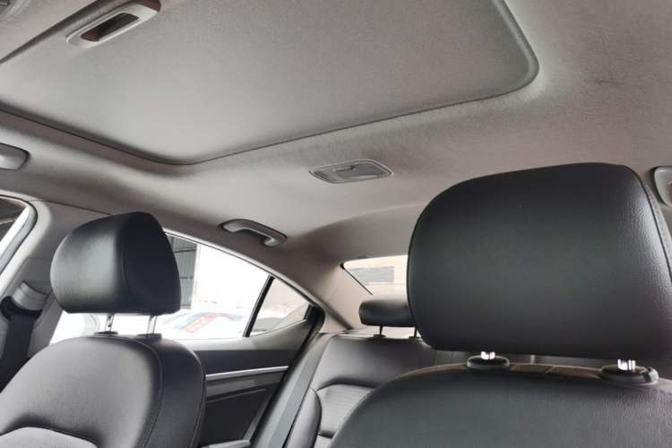 Used Hyundai Elantra (6th Generation / Lingdong) 2020 1.5L CVT Smart & Stylish – Elite Version Headliner