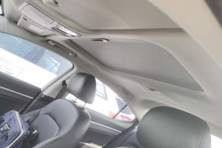 Used Hyundai Elantra (6th Generation / Lingdong) 2020 1.5L CVT Smart & Stylish – Elite Version Headliner