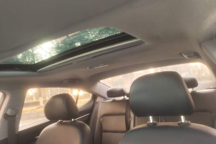 Used Hyundai Elantra (6th Generation / Lingdong) 2020 1.5L CVT Smart & Stylish – Elite Version Headliner