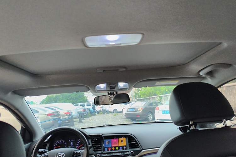 Used Hyundai Elantra (6th Generation / Lingdong) 2020 1.5L CVT Smart & Stylish – Elite Version Headliner