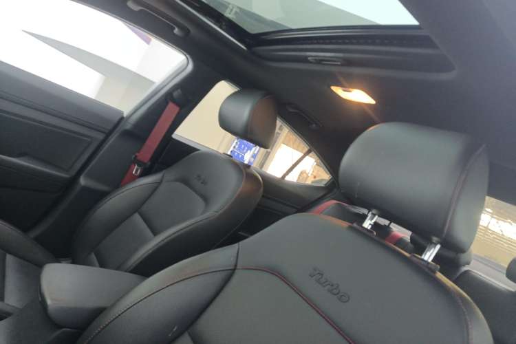 Used Hyundai Elantra (6th Generation / Lingdong) 2020 1.4T Dual-Clutch Xuan Dong · Dynamic Version Headliner