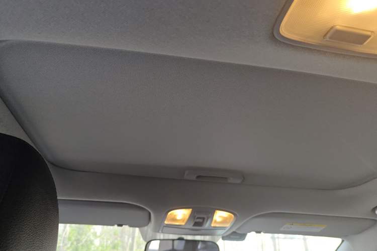 Used Hyundai Elantra (6th Generation / Lingdong) 2020 1.5L CVT Smart & Stylish – Elite Version Headliner
