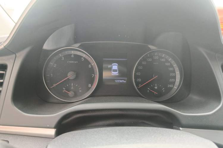 Used Hyundai Elantra (6th Generation / Lingdong) 2020 1.5L CVT Smart & Stylish – Elite Version Instrument Cluster