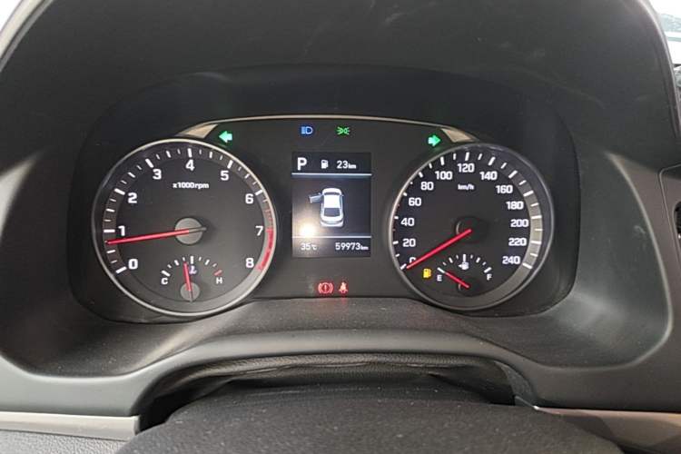 Used Hyundai Elantra (6th Generation / Lingdong) 2020 1.5L CVT Smart & Stylish – Elite Version Instrument Cluster