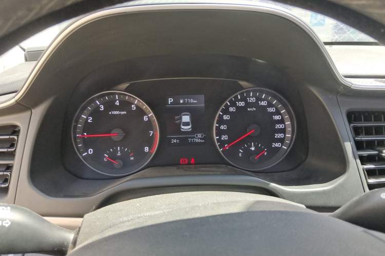 Used Hyundai Elantra (6th Generation / Lingdong) 2020 1.5L CVT Smart & Stylish – Elite Version Instrument Cluster