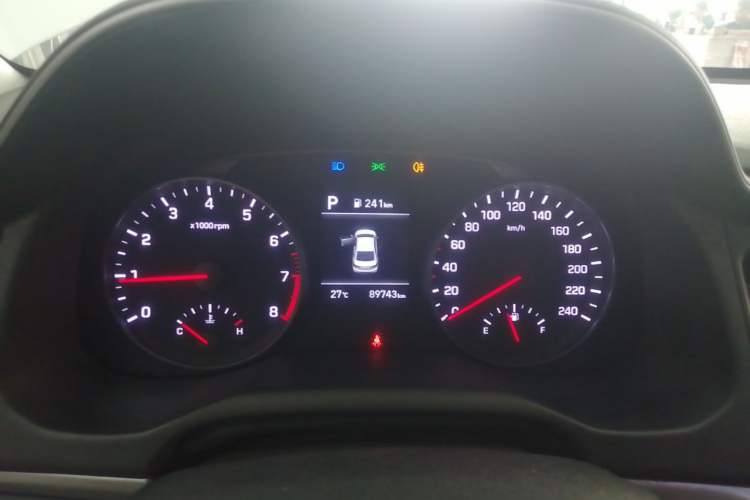 Used Hyundai Elantra (6th Generation / Lingdong) 2020 1.5L CVT Smart & Stylish – Elite Version Instrument Cluster
