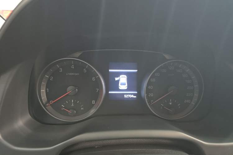 Used Hyundai Elantra (6th Generation / Lingdong) 2020 1.5L CVT Smart & Stylish – Elite Version Instrument Cluster