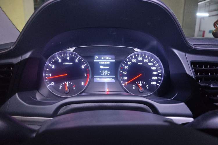 Used Hyundai Elantra (6th Generation / Lingdong) 2020 1.5L CVT Smart & Stylish – Elite Version Instrument Cluster