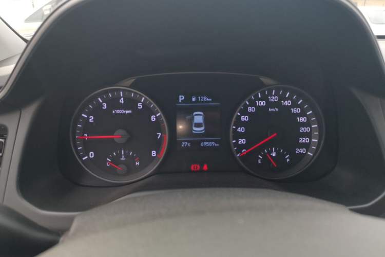 Used Hyundai Elantra (6th Generation / Lingdong) 2020 1.5L CVT Smart & Stylish – Elite Version Instrument Cluster